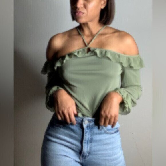 White House Black Market Off the Shoulder Ruffle Boho Long Sleeve Blouse - Picture 6 of 12